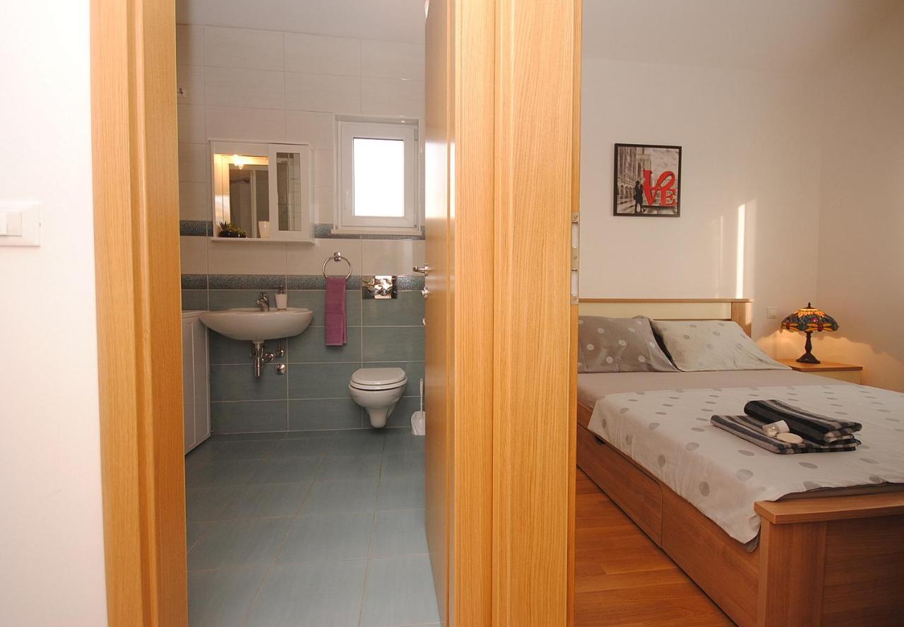 Apartment Noel Рогозница Экстерьер фото